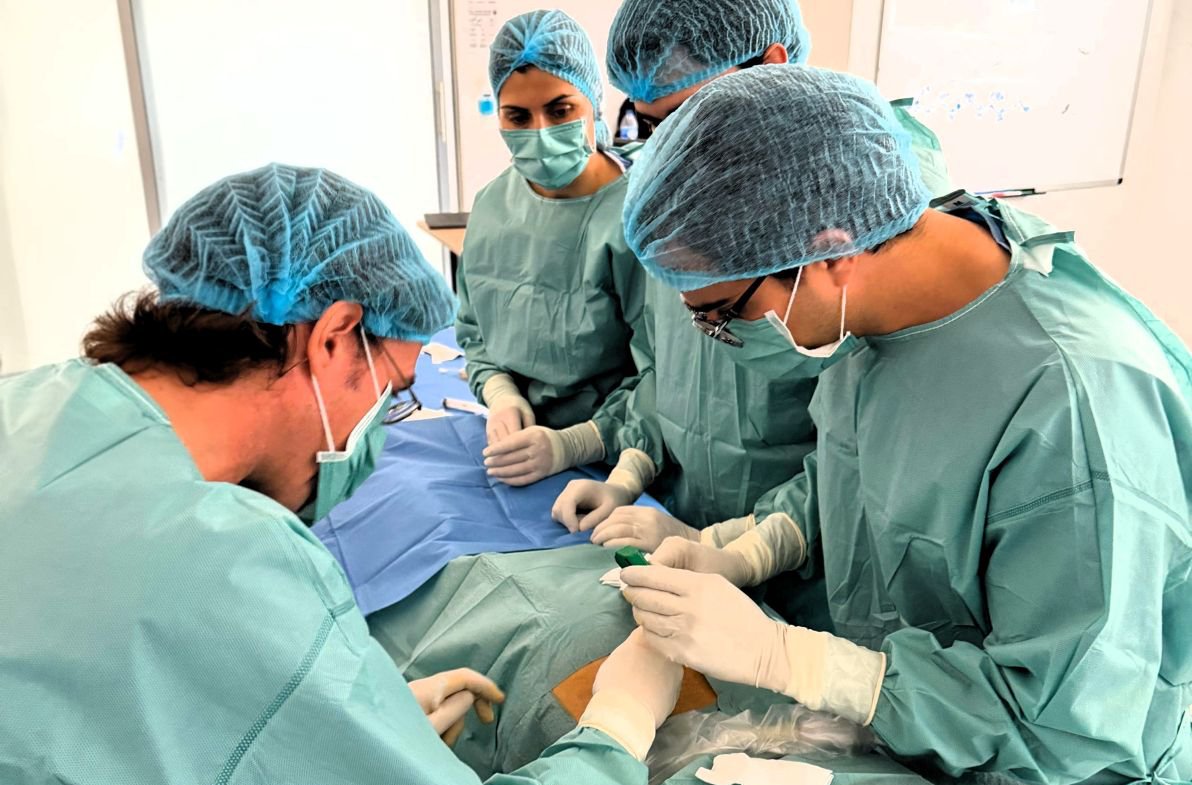 Dr. Alexandre Marques participa  no primeiro procedimento BMAC no Centro de Reabilitação Rovisco Pais